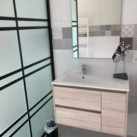 بيت للعطل Le Marie-galante : Belle Avec Acces Piscine En Ete