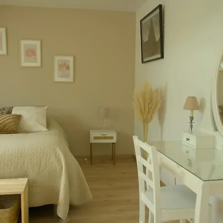 Le Marie-galante : Belle Avec Acces Piscine En Ete بيت للعطل